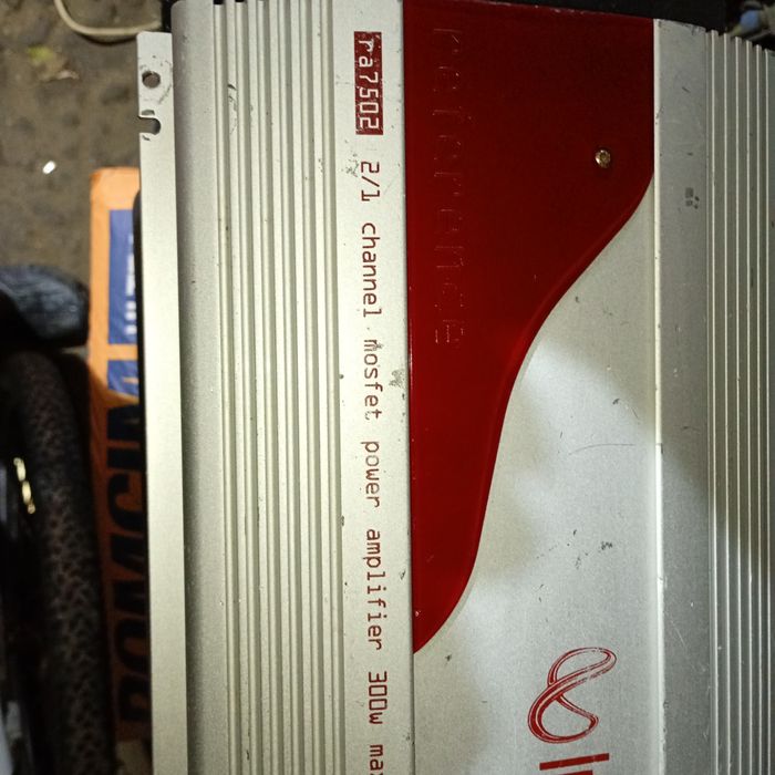 Amplificator auto infinity 300w