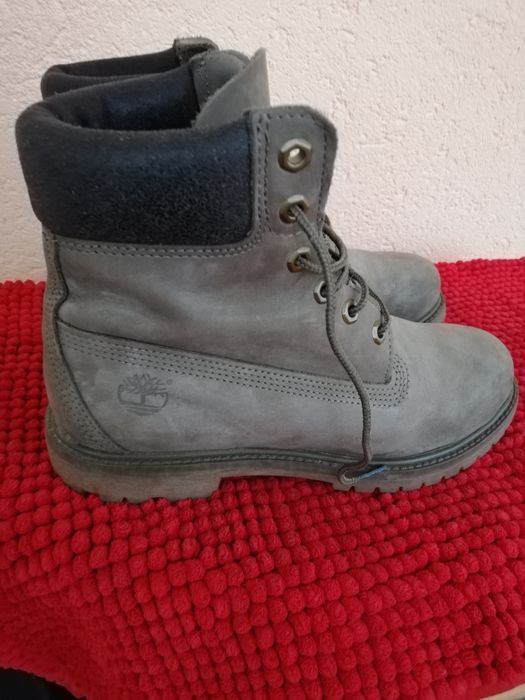 Bocanci piele naturala Timberland nr 39,5 unisex