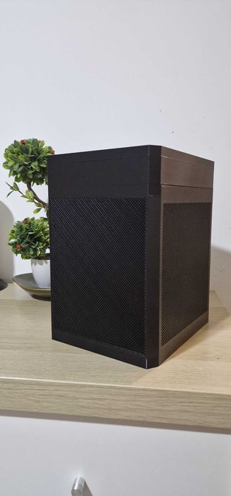 Server NAS compact ideal file storage si backup 2x8TB + 2xSSD Cache
