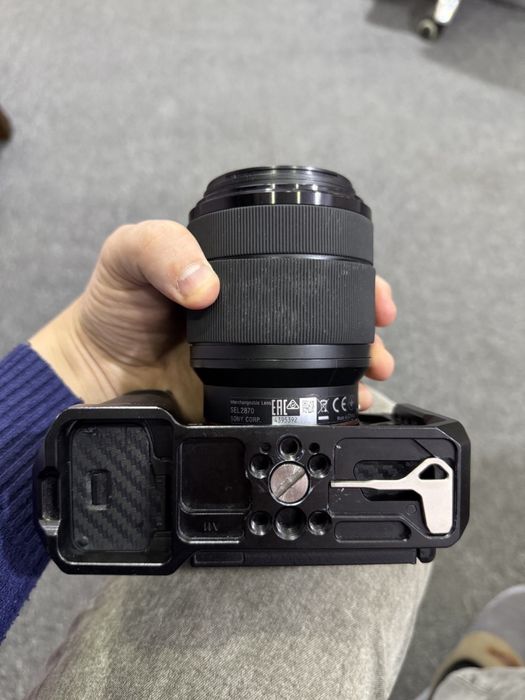 sony a7 c sotiladi 2 ta body