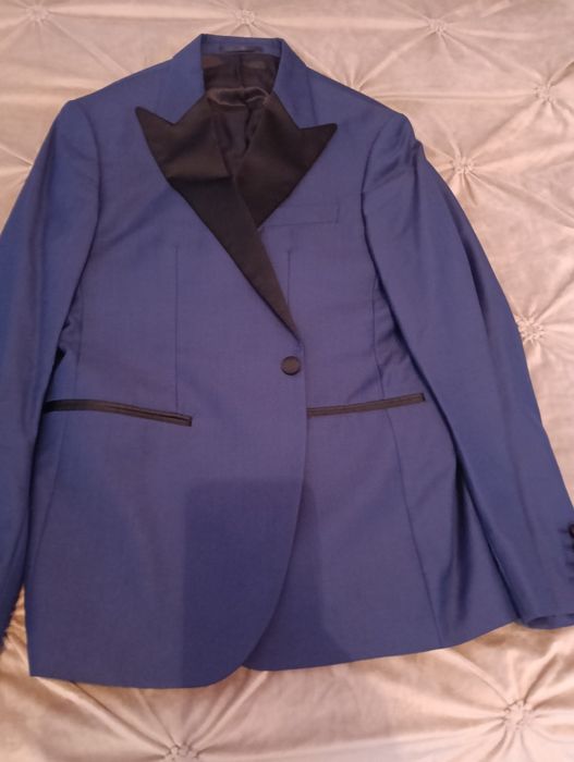 Costum vigoo îmbrăcat 1 singura data