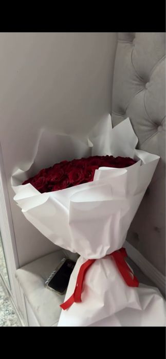 101 роза красный