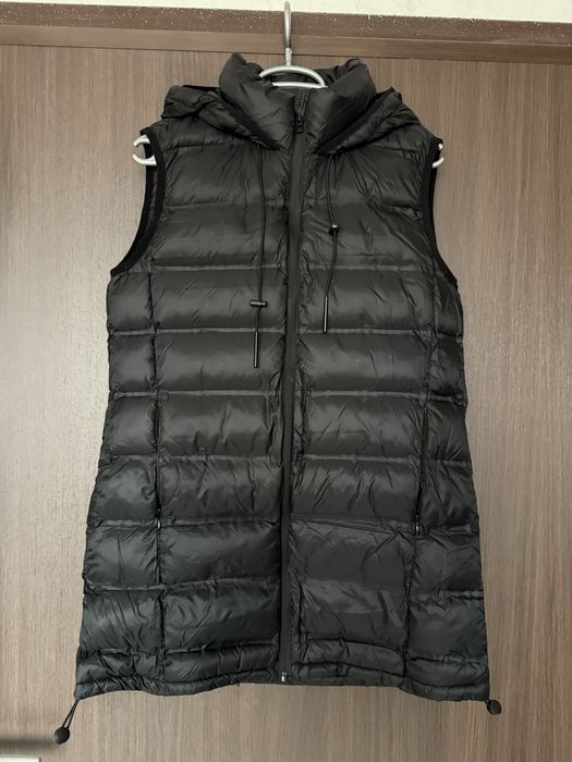Дамски черен елек Zara