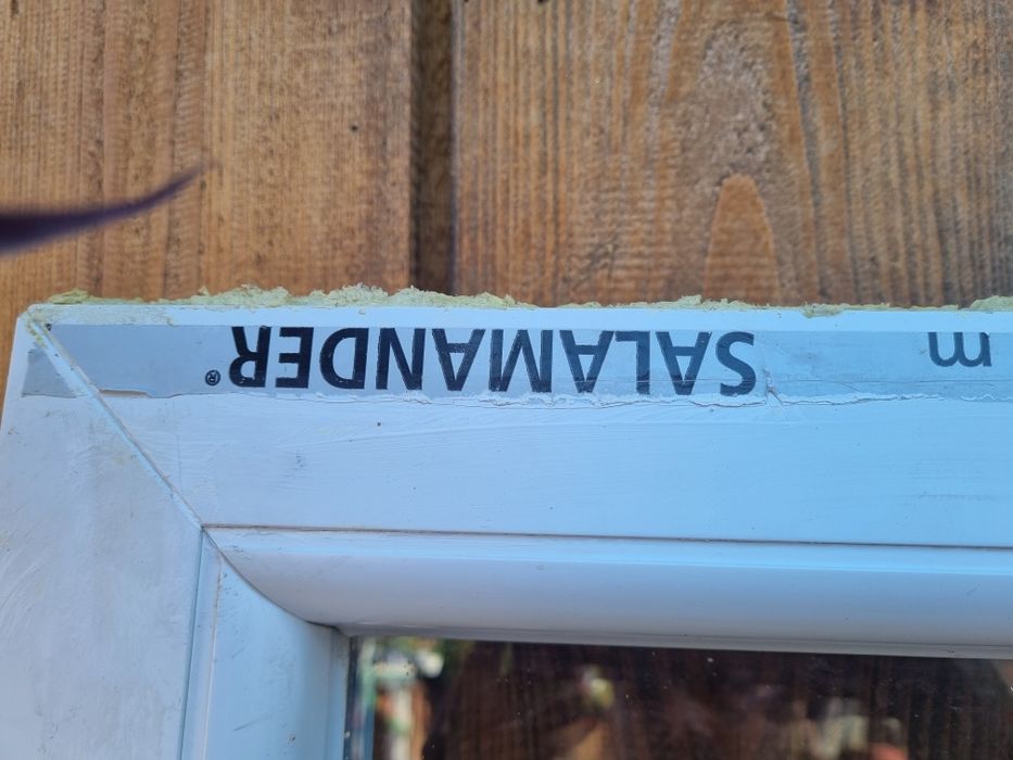 Geam termopan salamander