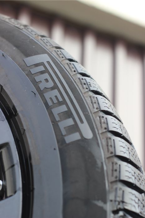 Jante R17 cu cauciucuri Firelli impecabile!