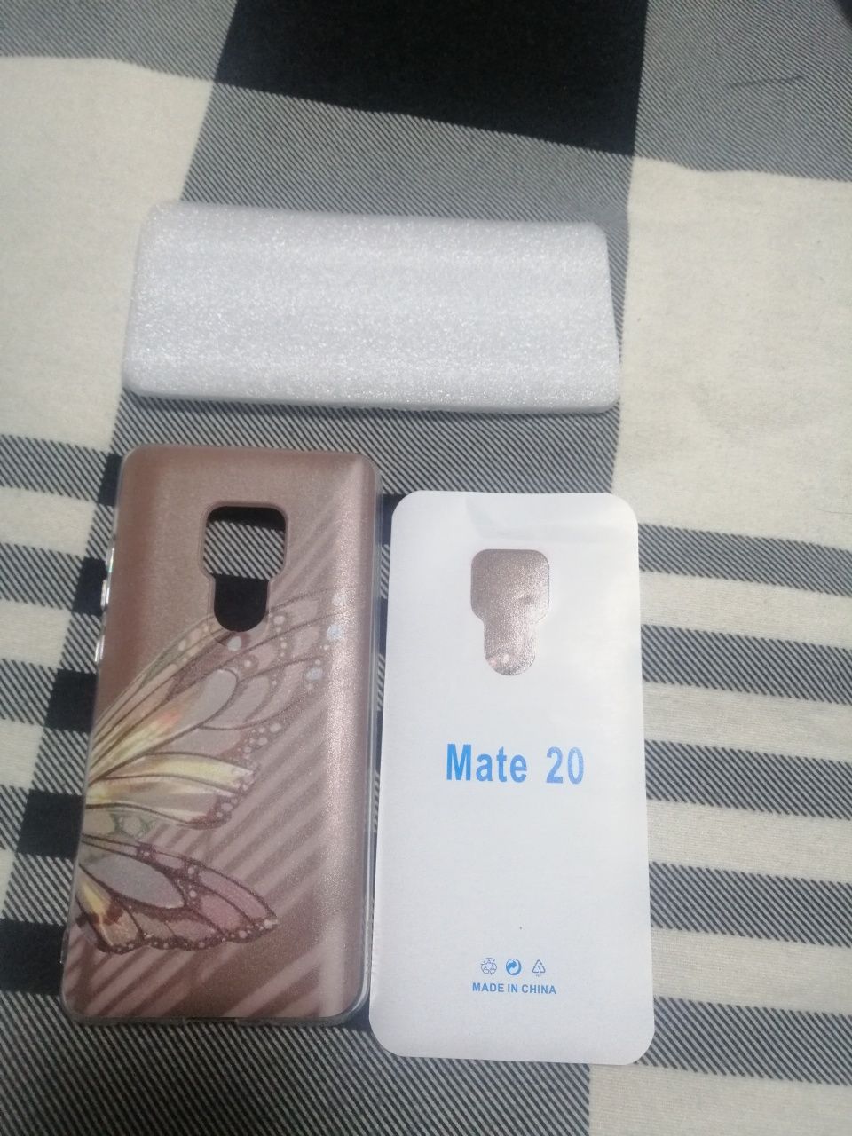 Чисто нов кейс HUAWEI Mate 20