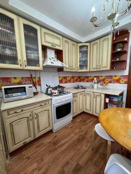 Продам 2х комн кв Сазда