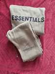 Екип Essentials, размер S, купуван от Pandabuy