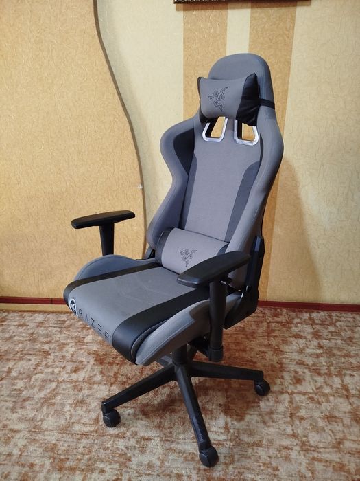 Игравой кресло сотилади