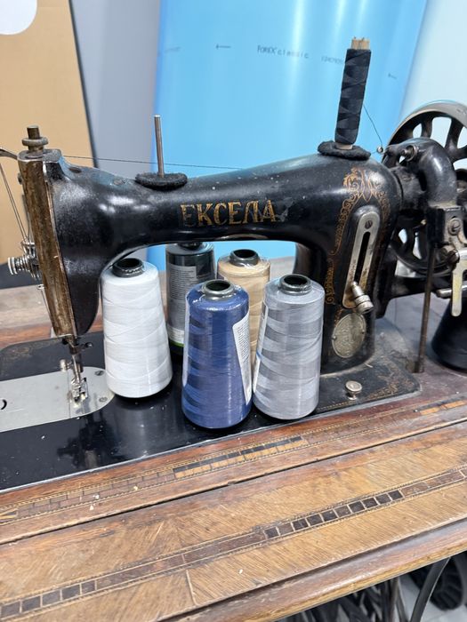 Шивачна машина Ексела