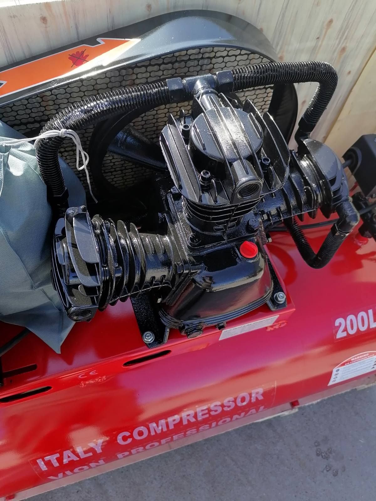 Компресор за въздух 200 литра Italy compressor Vion