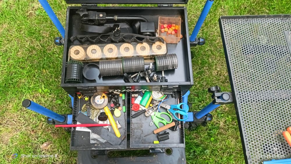 Платформа за риболов с маса