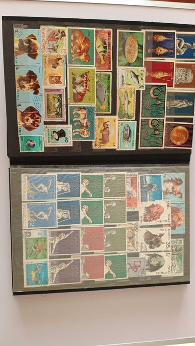 Clasor cu timbre de dinainte de 1990