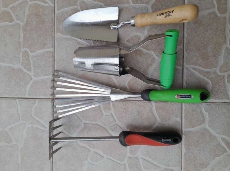 Set 4 Unelte & Accesorii Grădinărit