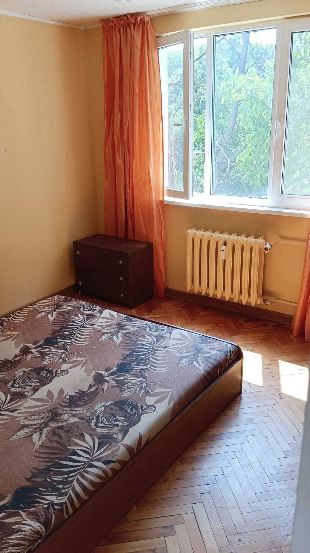 Двустаен апартамент в Западен парк