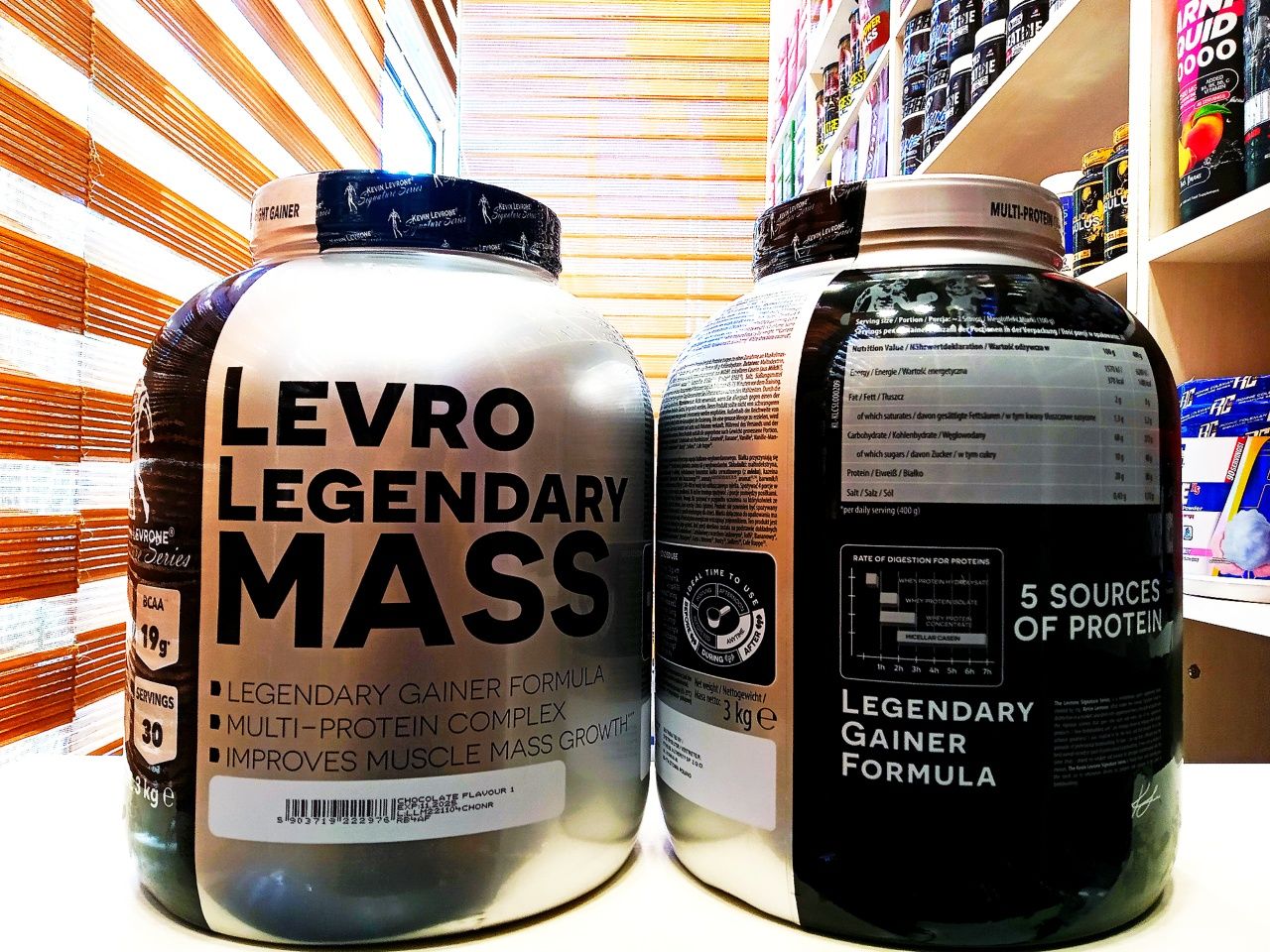 Gainer Levro Legendary Mass от Kevin Levrone 3кг 30 порций гейнер.