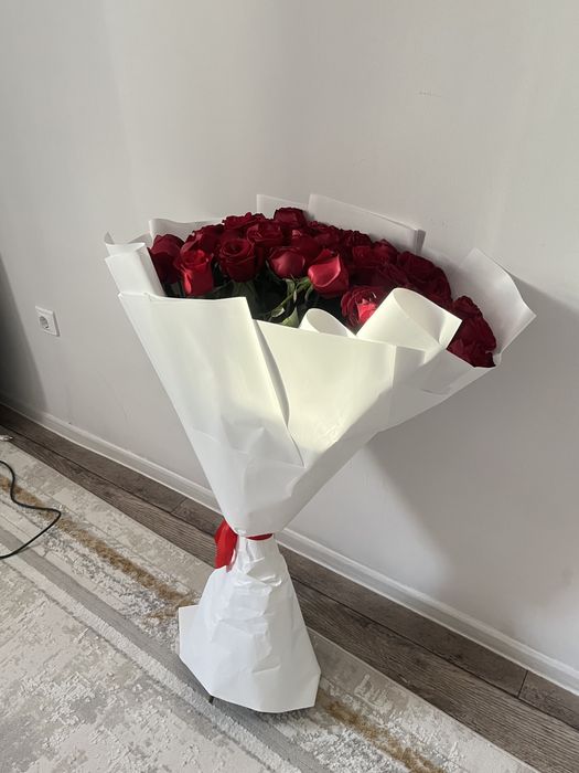 51. Метровая Роза