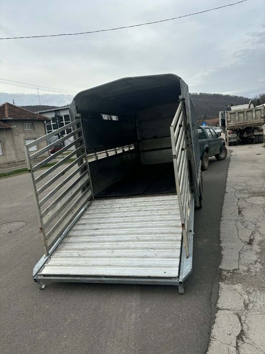 De vânzare remorca animale