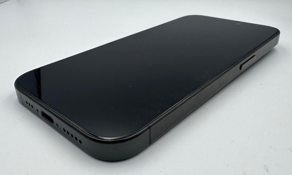 Amanet F28: Iphone 15 Pro 128 GB