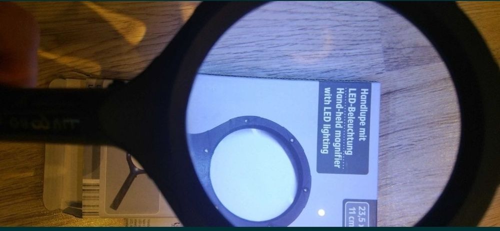 lupa de mana cu iluminare lumina 6 led citit batrani vedere slabita