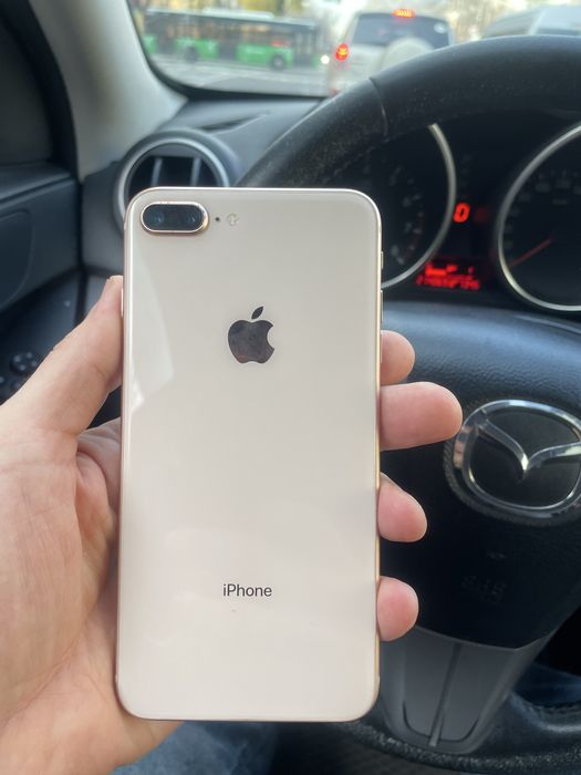 Продам айфон 8+ в хор состоянии