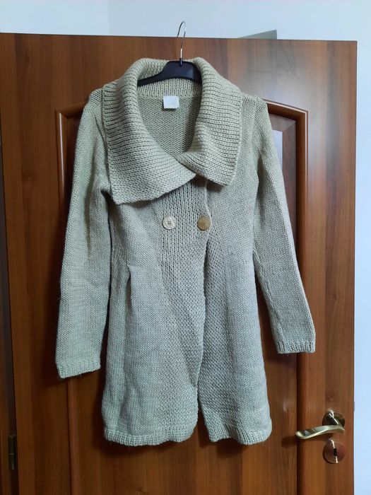 Vand 2 cardigane dama