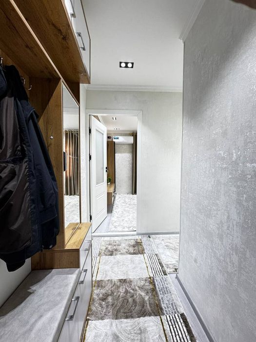 Квартира продаётся Чиланзар 23 квартал 1в2/3/5 меб тех балк 2*6