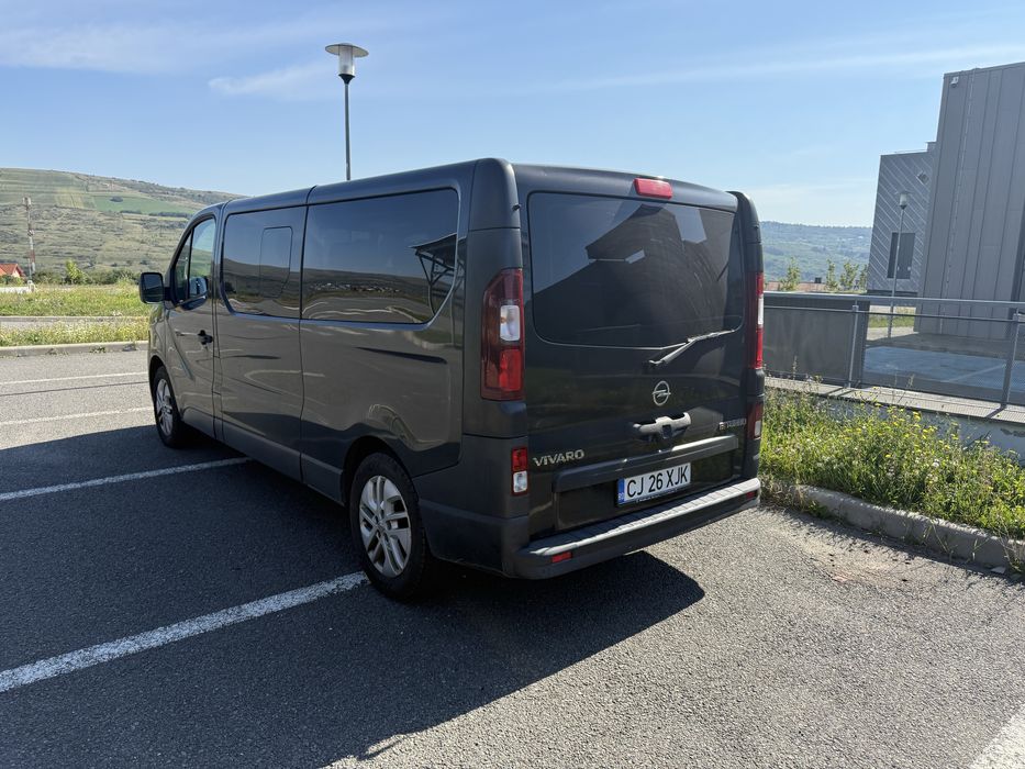 Opel Vivaro 8+1 locuri lung,factura