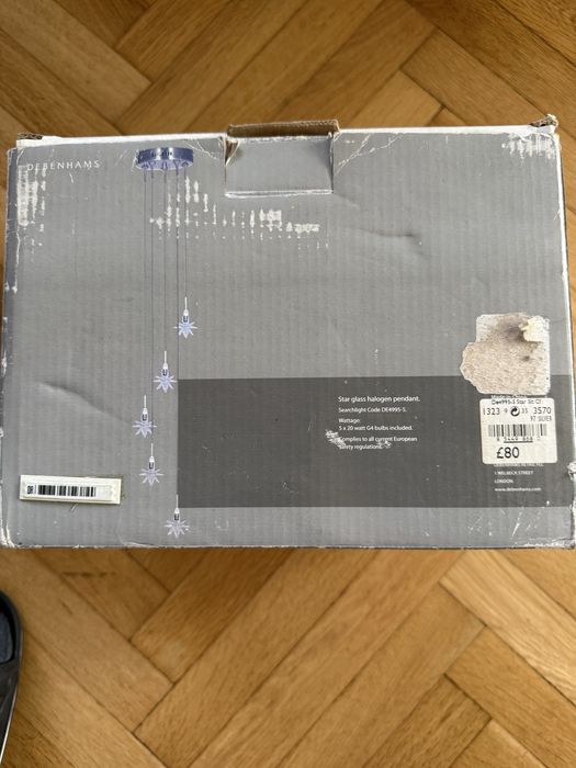 Продавам чисто нови лампи  5-ет звезди за спалня висящи корегираши