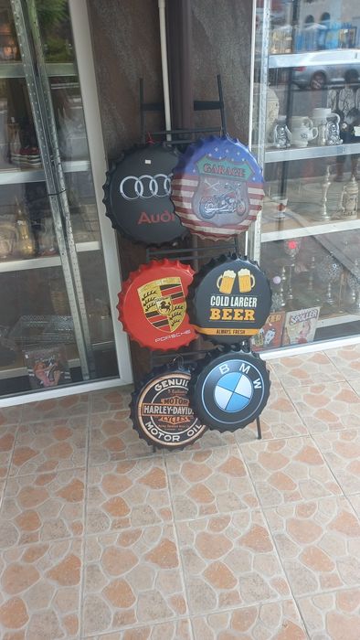 Метални табели в форма на капачка