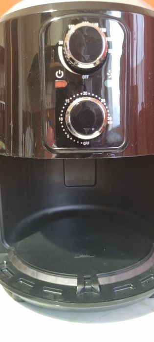 Air fryer/Friteuza cu aer cald Mandine MAF1350-21, 1500 W