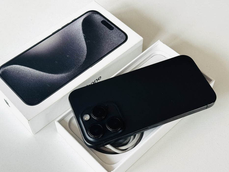 Iphone 15 Pro 128GB Black Titanium Гаранция 6 месеца