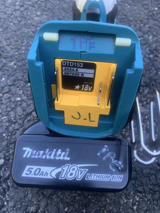 Makita DTD 153 impact bit