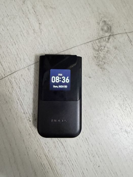 Nokia 2720 flip yangi