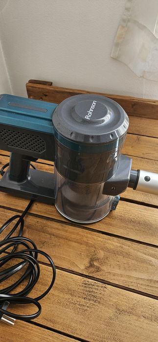 Вертикална прахосмукачка Rohnson