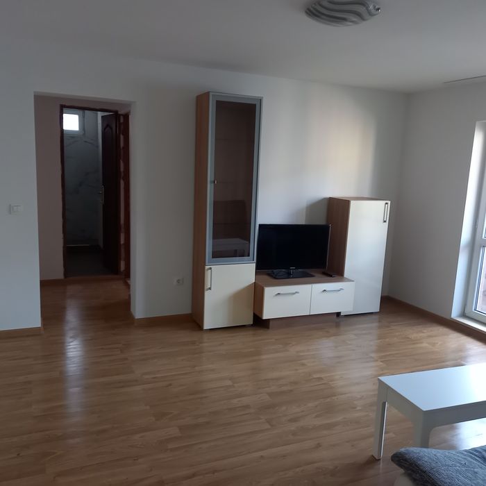 Apartament de inchiriat