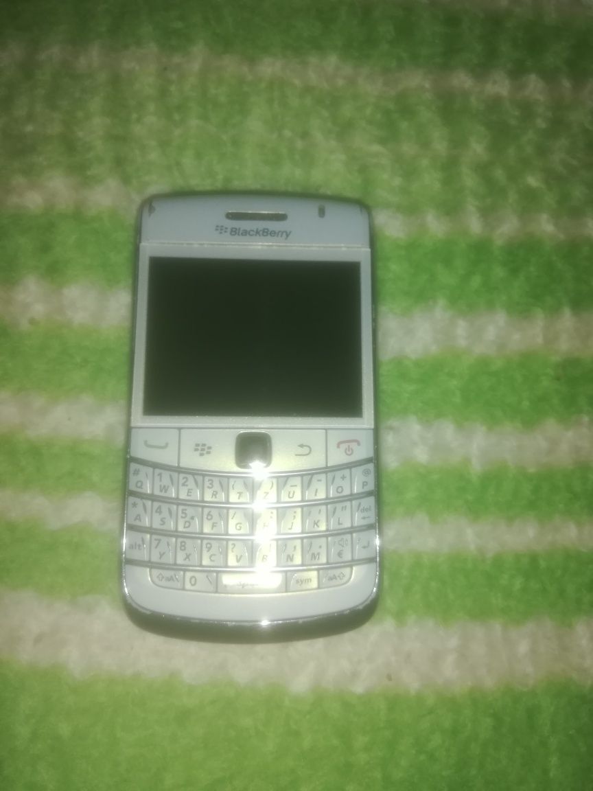 Blackberry bold 9780