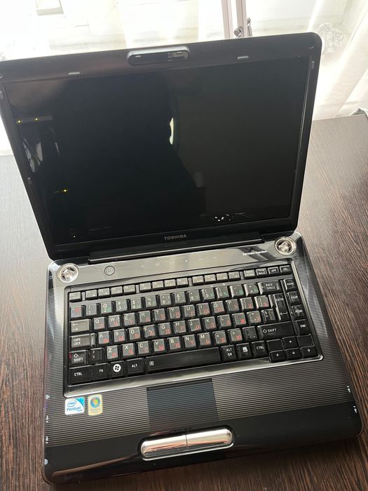 Ноутбук Toshiba Satellite A300 на запчасти
