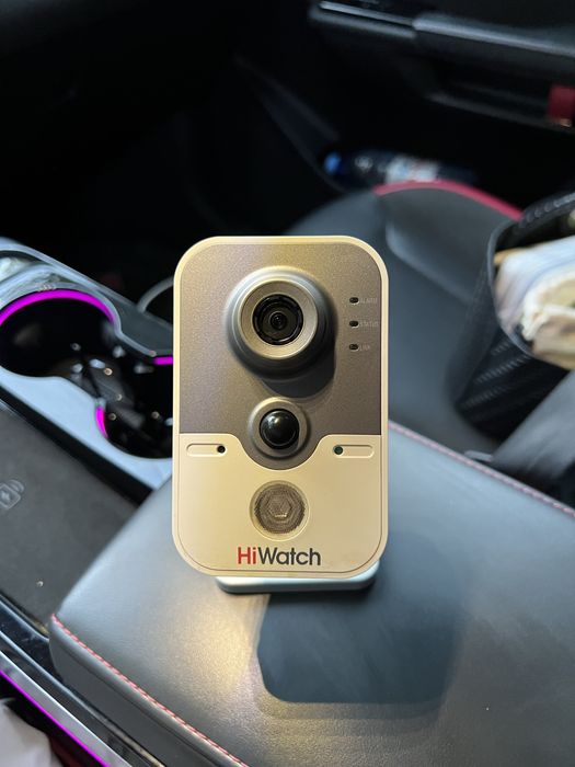 IP-камера Hikvision DS-I214 с функцией аудиозаписи