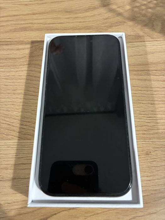 iPhone 15 128GB, перфектно състояние