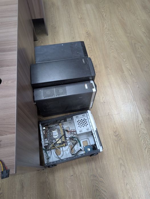 Продам четыре системных блока