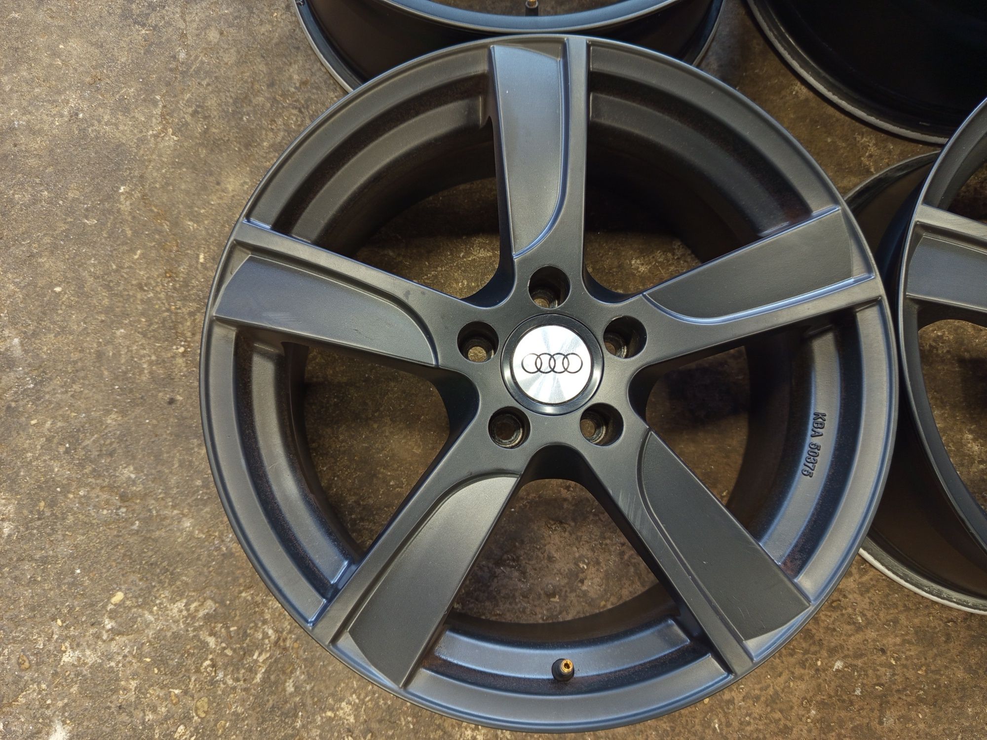 18" Audi A4 A6 Q5 Джанти за Ауди 5x112