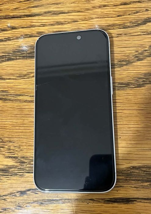 Vand iphone 16 urgent