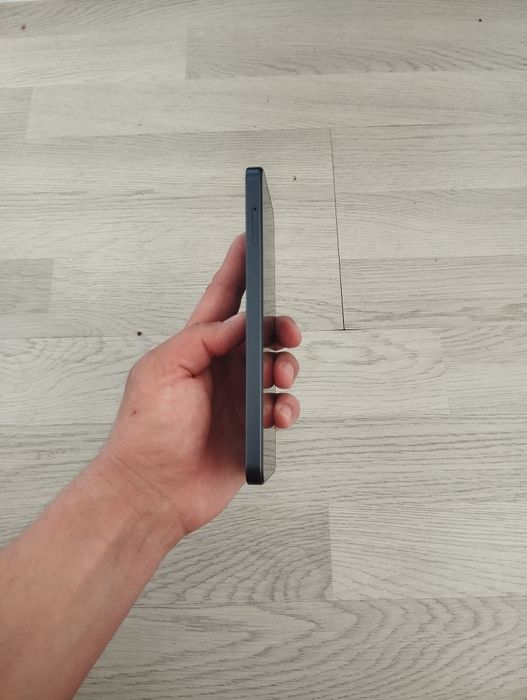 A25 5G 6/128GB ideal xolatda!