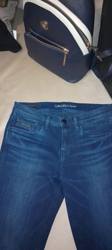 Calvin Klein Дамски дънки Нови