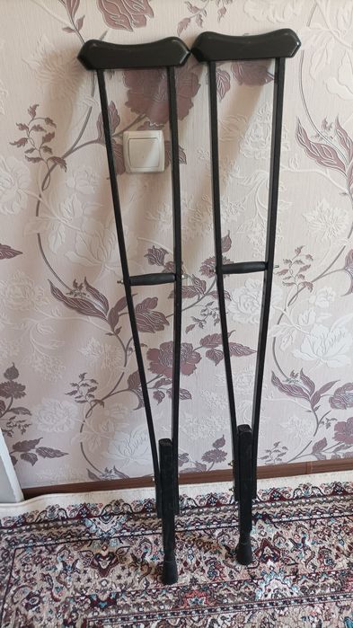 Костыли в Аренду 20 тысяч в неделю Култик таёк Ижарага Hassa bor