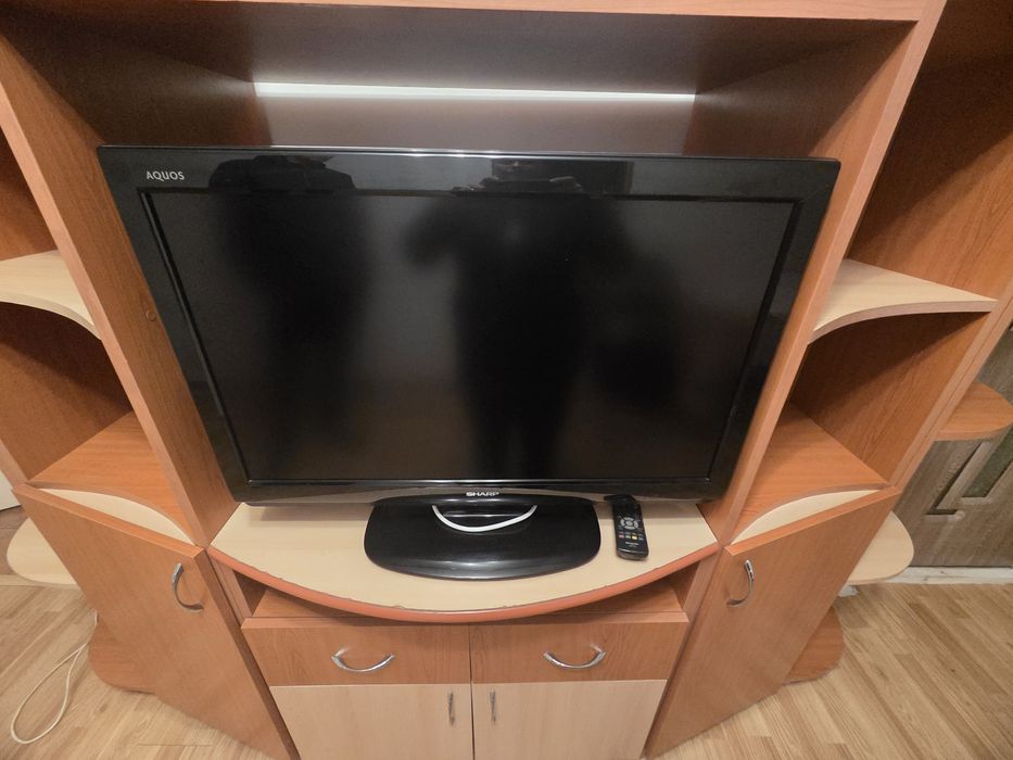 TV LCD Sharp, 32", 80 cm
