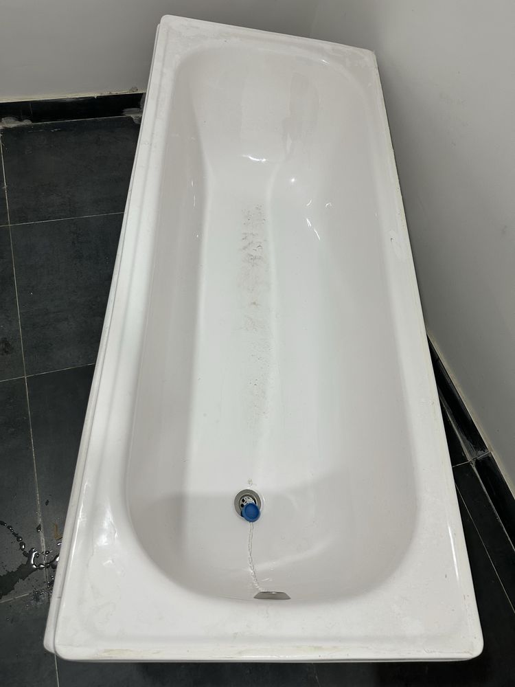 Продам ванна новая