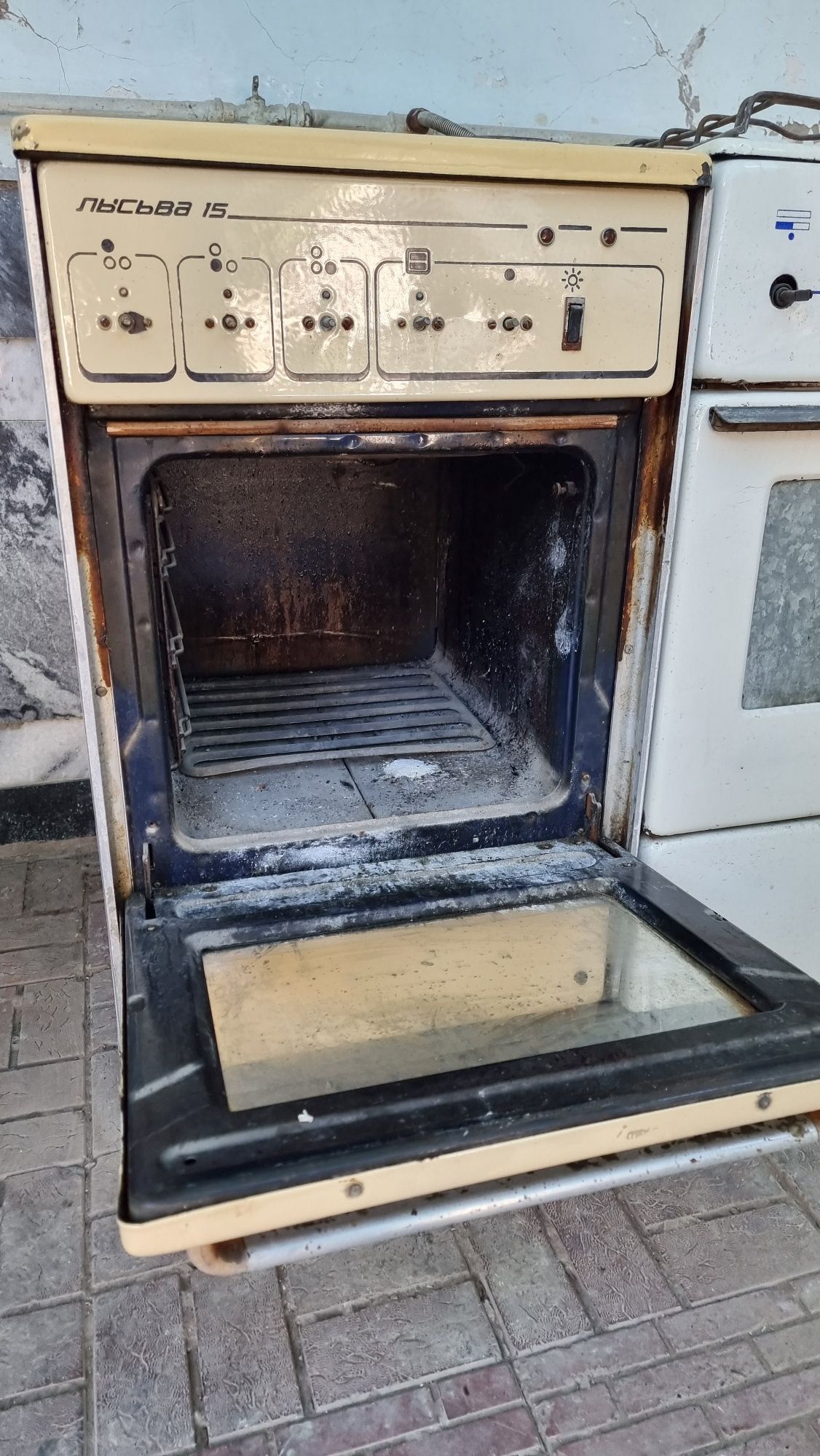 Продаётся электроплита и газплита