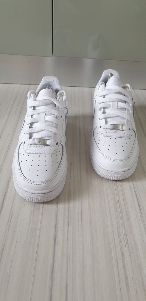 Nike Air Force 1 Tripple White UK 5.5  / 38.5/24см ОРИГИНАЛ! Дамски